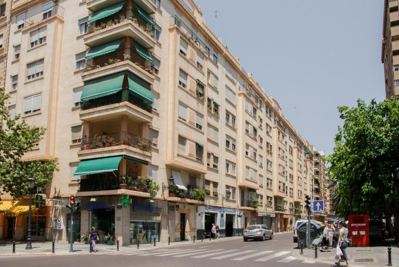 Apartamentos Fv Flats Valencia - Mestalla 9 Luaran gambar